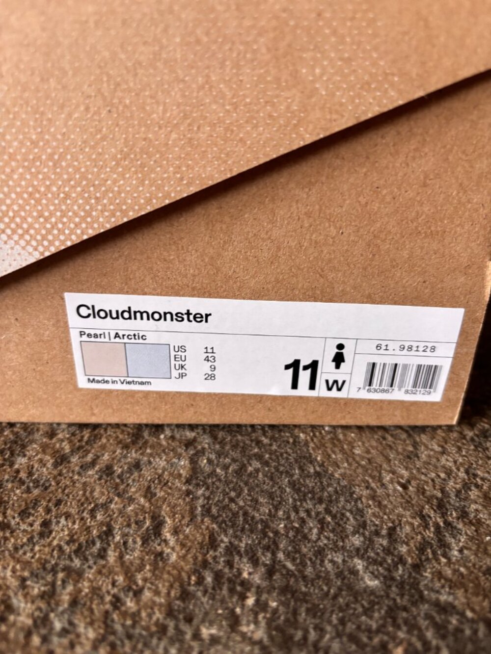 On Running Cloudmonster Pearl Arctic Trainers - Picture 13 of 13